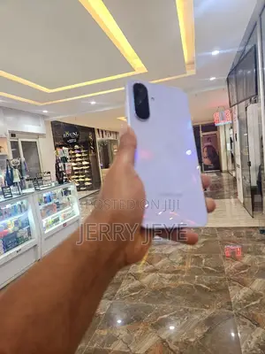 New Samsung Galaxy A36 128 GB Rose Gold