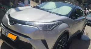 Toyota C-HR 2018 Silver