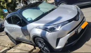 Toyota C-HR 2018 Silver