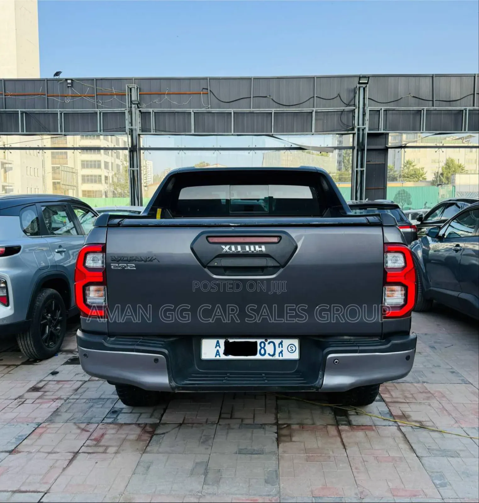 Toyota Hilux 2023 Gray