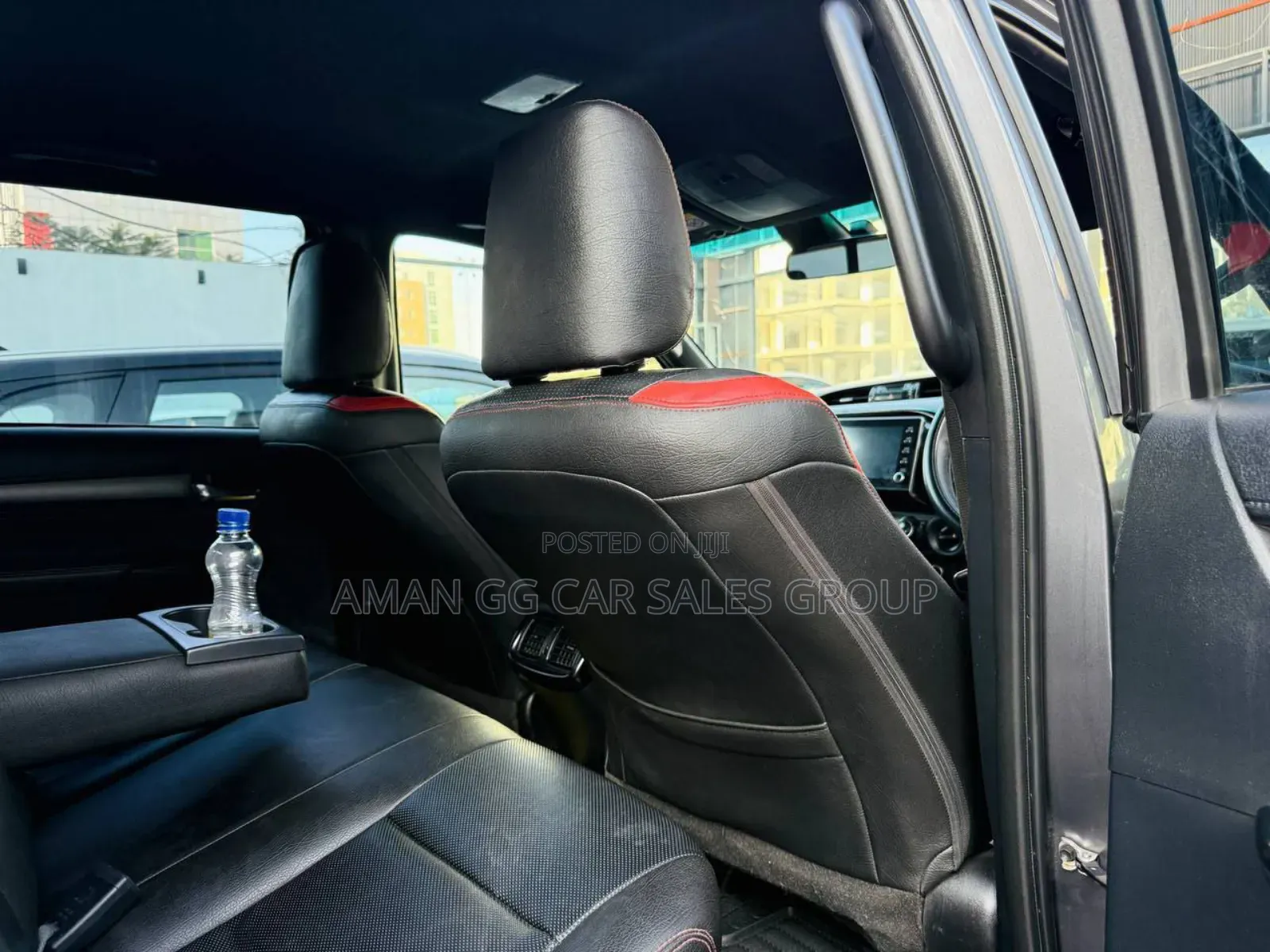 Toyota Hilux 2023 Gray