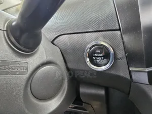 Toyota Yaris 2010 Silver