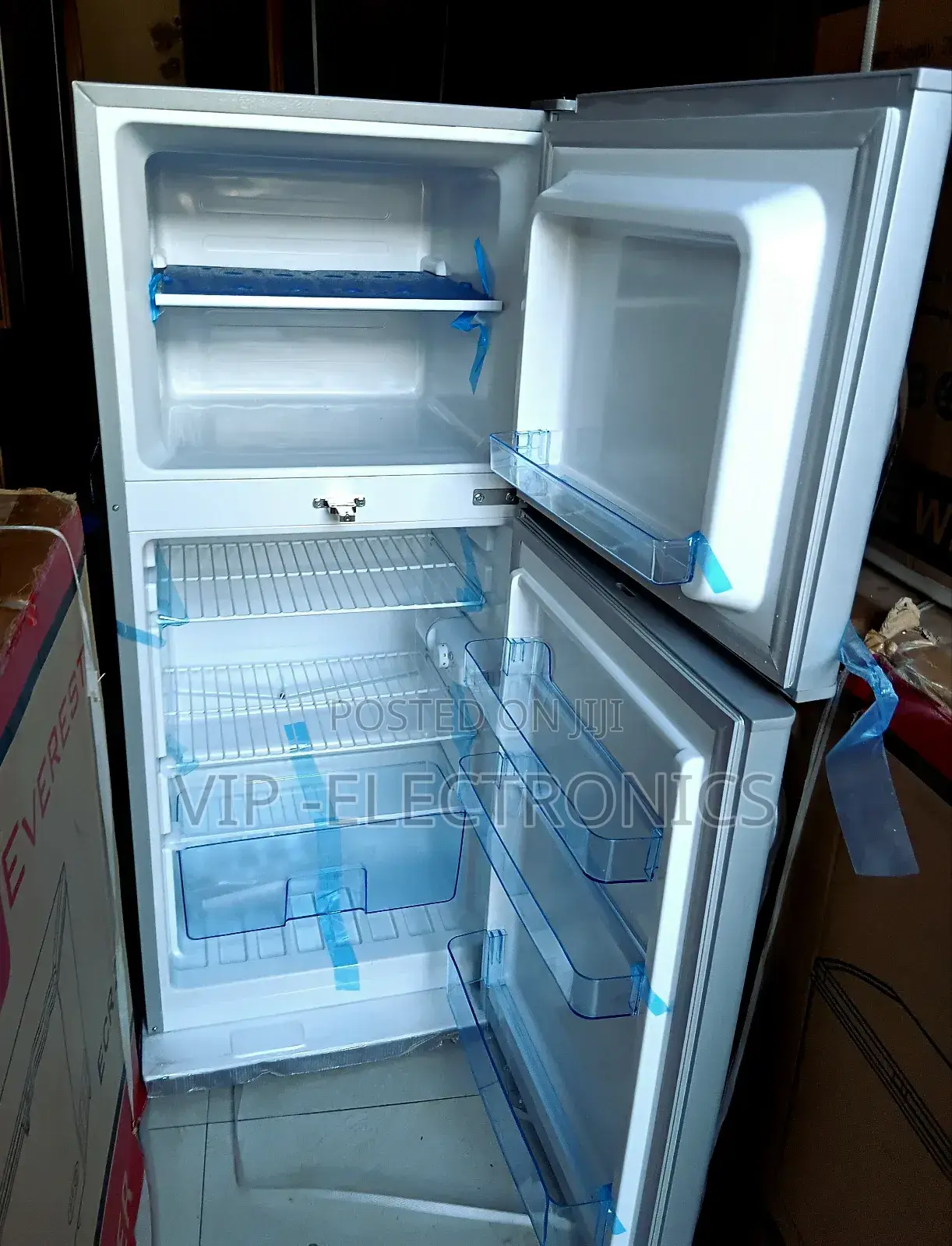 Flix Refrigerator 275 Model