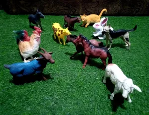 Farm Animals Set - 12 PCS Familiar Farm Friends for Role Play