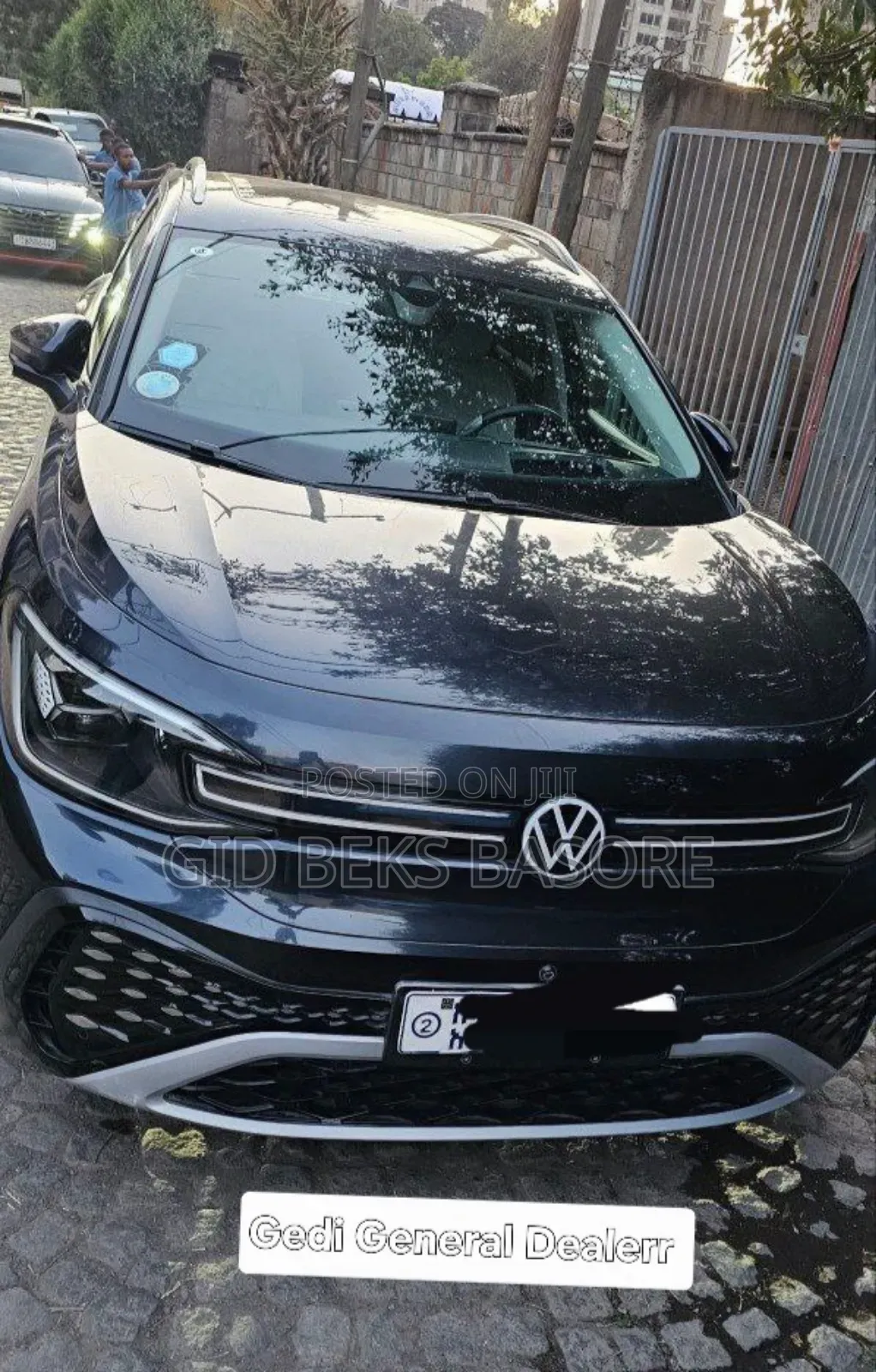 Volkswagen ID.6 2023 Blue