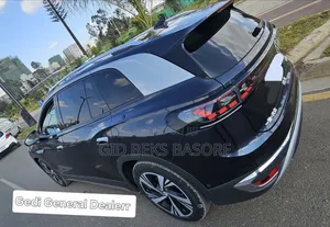 Volkswagen ID.6 2023 Blue