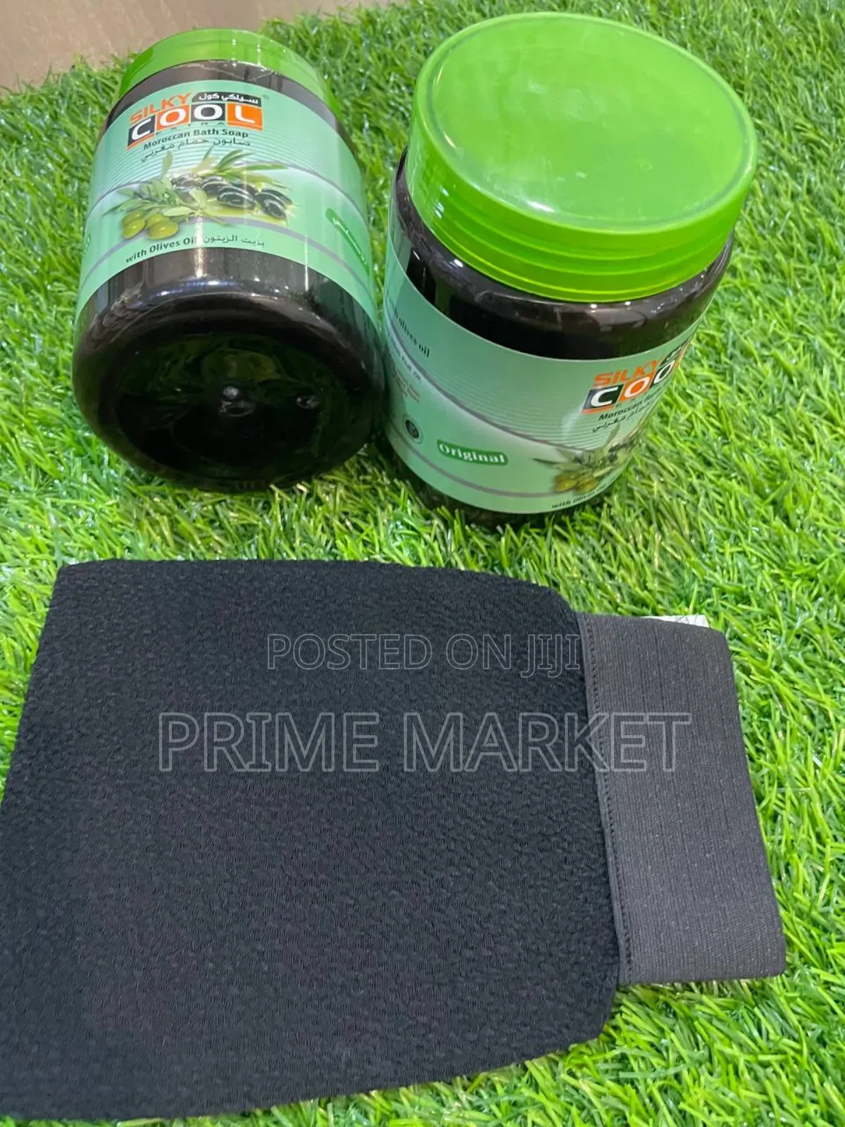 የሞሮኮ መታጠቢያ ሳሙና ከ ሞሮኮ መታሻ ጓንት ጋር አንድ ላይ