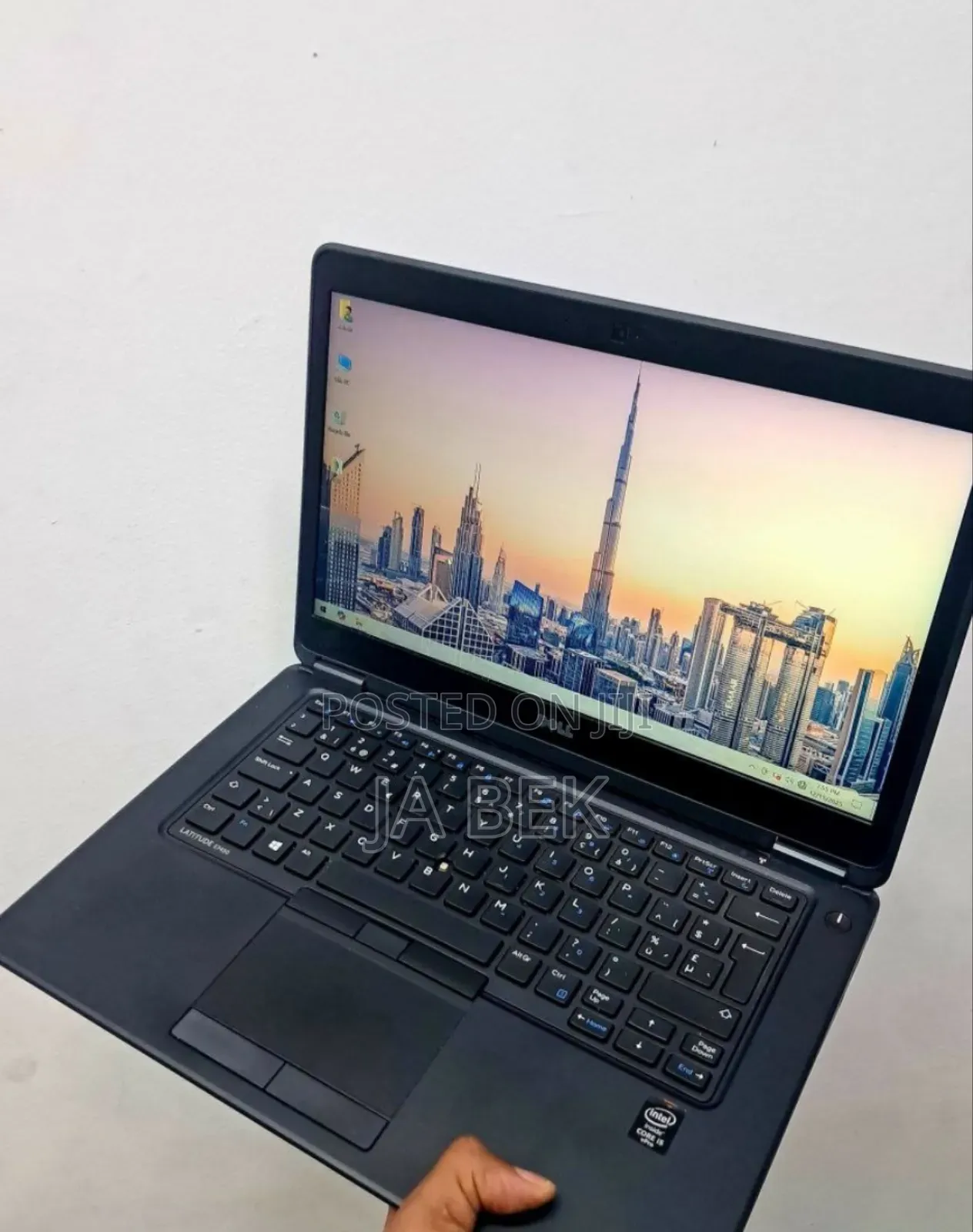 New Laptop Dell Latitude 5310 8GB Intel Core I5 SSD 256GB