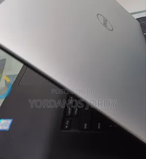 New Laptop Dell Precision 5520 16GB Intel Core I7 SSD 512GB