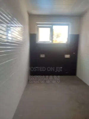 Show Room Car for Rent