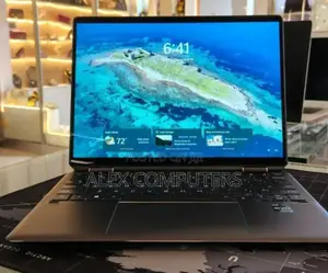New Laptop HP Spectre 16GB Intel Core I7 SSD 1T