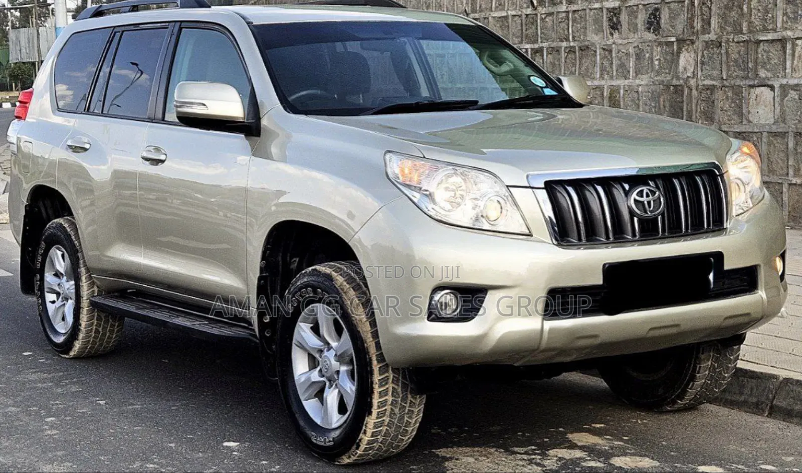 Toyota Land Cruiser 2012 Gray