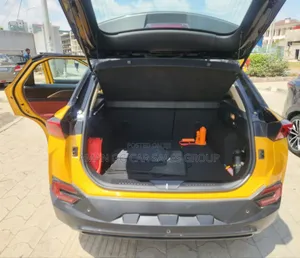 Bestune T77 1.2 FWD 2021 Yellow