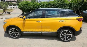 Bestune T77 1.2 FWD 2021 Yellow