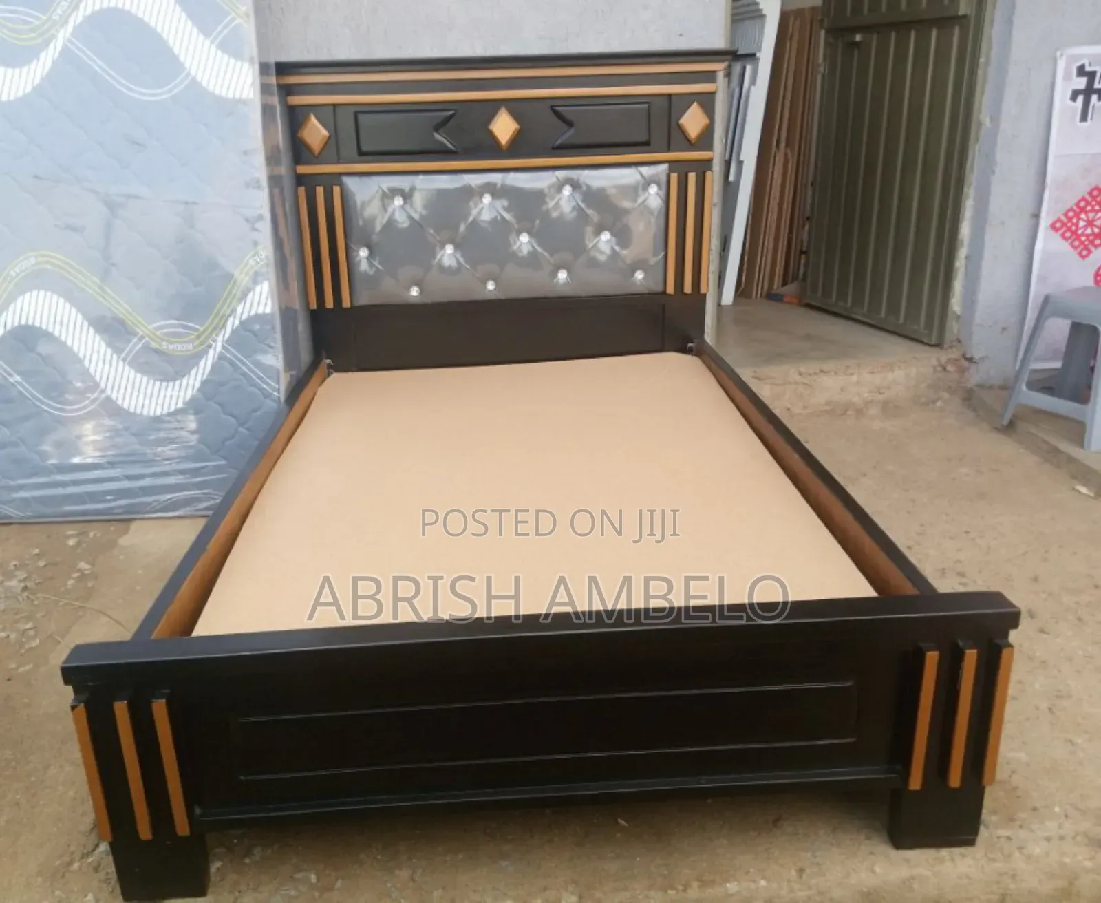 ማራኪ አልጋዎች በፈለጉት ዲዛይን አለን