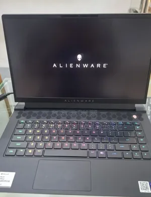 Photo - New Laptop Dell Alienware M15 R7 32GB Intel Core I9 SSD 1T