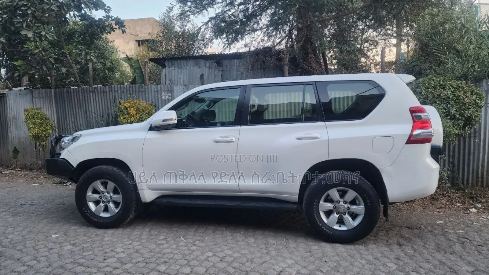 Toyota Land Cruiser Prado 2014 White