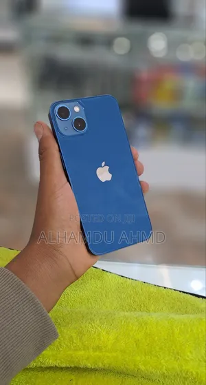 Photo - Apple iPhone 13 128 GB