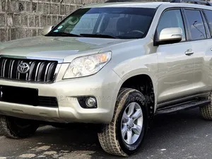Toyota Land Cruiser Prado 2012 Gold