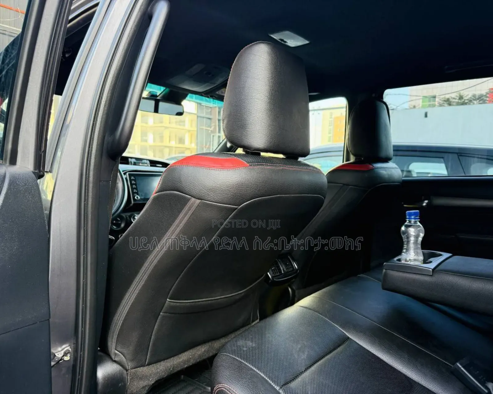 Toyota Hilux 2023 Gray