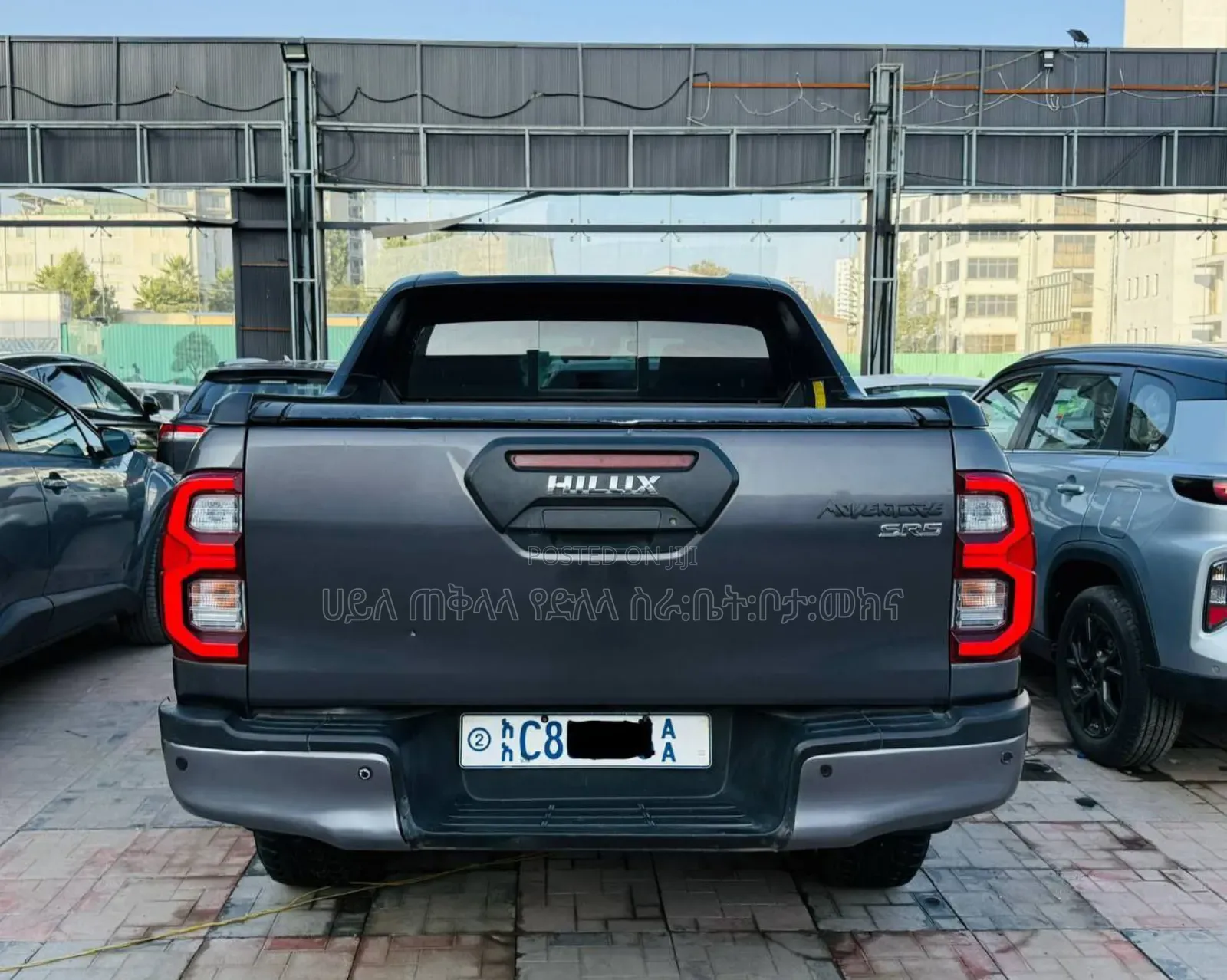 Toyota Hilux 2023 Gray