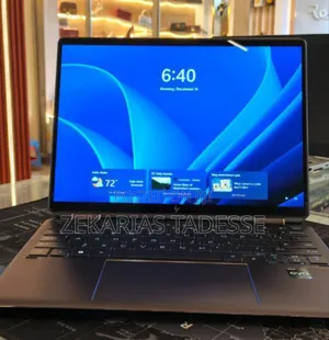 Photo - New Laptop HP Spectre 13 16GB Intel Core I7 SSD 1T
