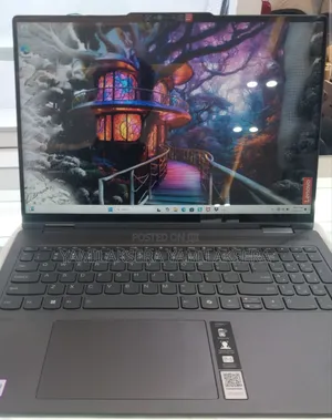 New Laptop Lenovo Yoga 7i 16GB Intel Core Ultra 7 SSD 1T
