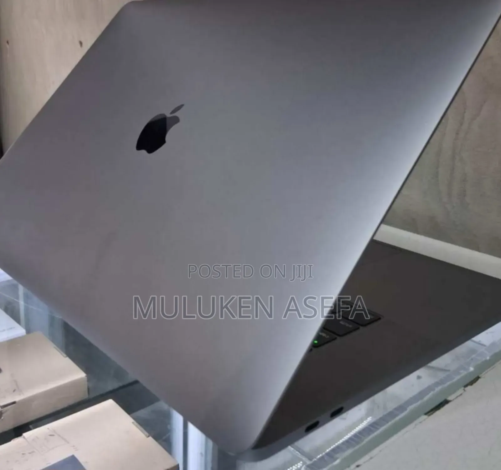 New Laptop Apple MacBook Pro 2019 32GB Intel Core I9 SSD 512GB