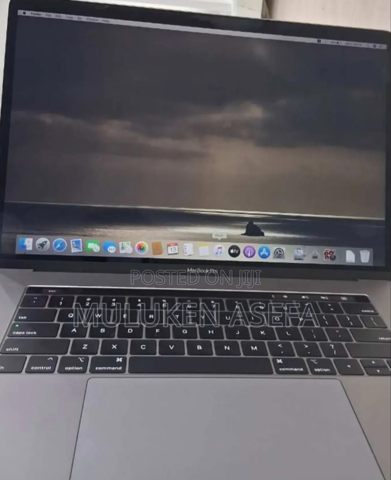 New Laptop Apple MacBook Pro 2019 32GB Intel Core I9 SSD 512GB