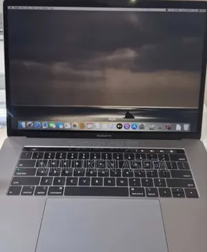 New Laptop Apple MacBook Pro 2019 32GB Intel Core I9 SSD 512GB