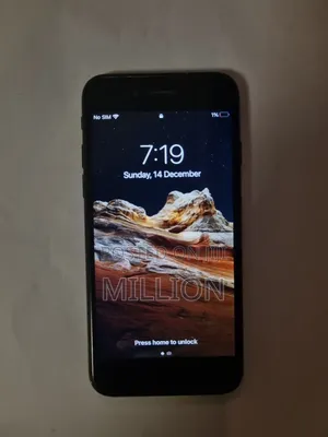 Apple iPhone 7 32 GB Black