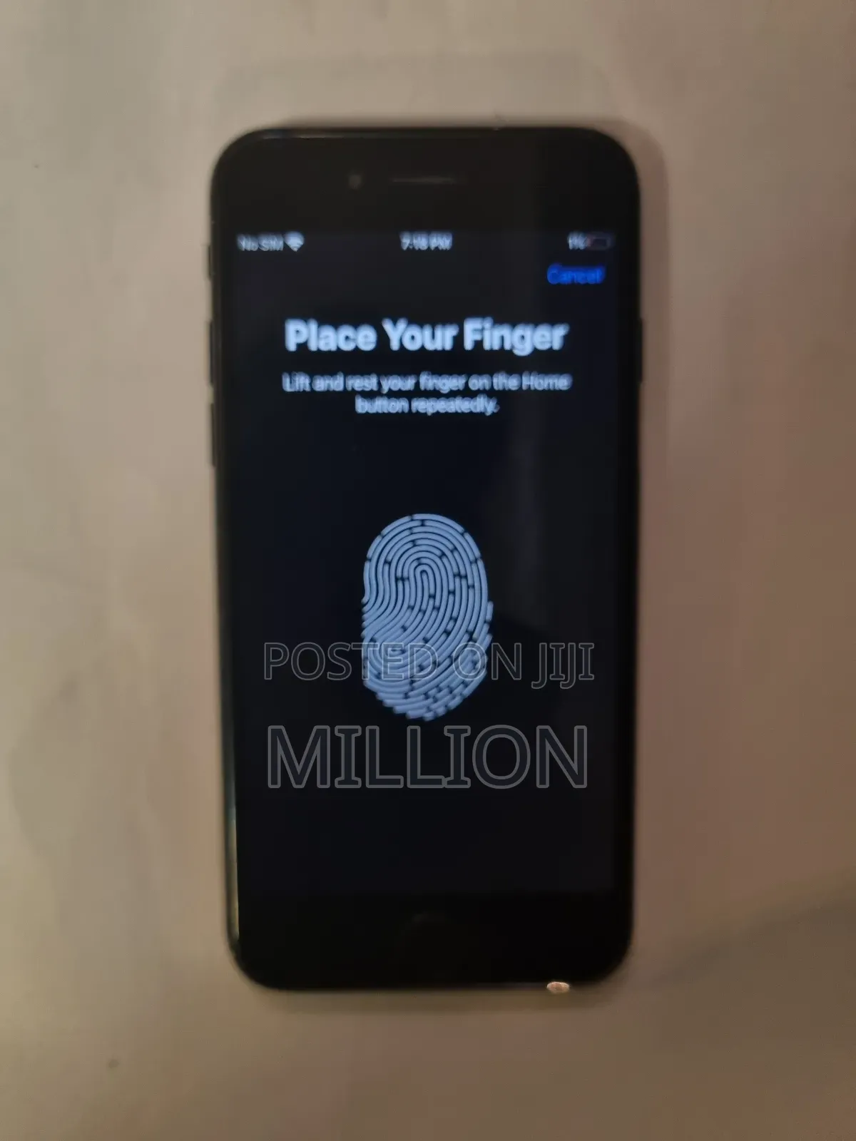 Apple iPhone 7 32 GB Black