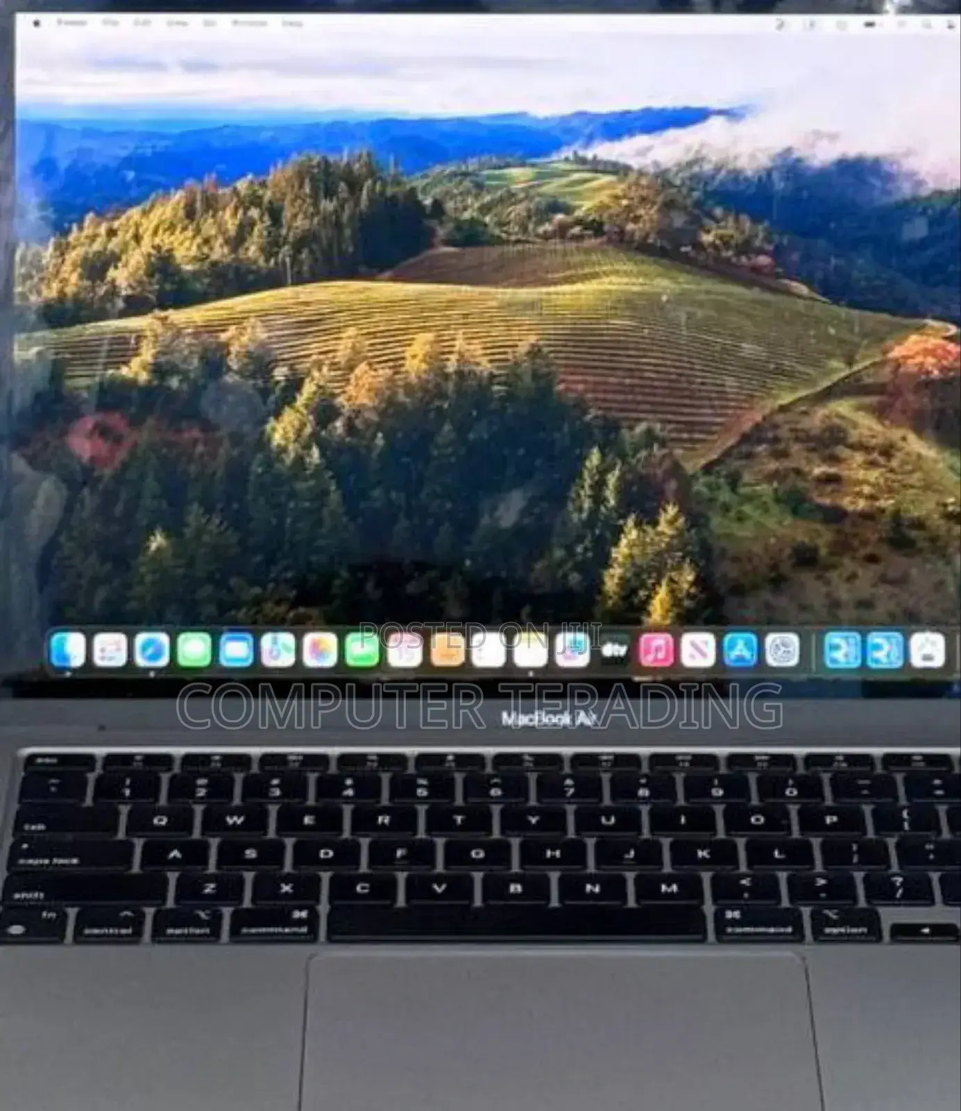 New Laptop Apple MacBook Air 2020 8GB Apple M1 SSD 128GB