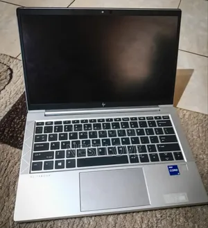 New Laptop HP EliteBook 830 G8 16GB Intel Core I7 SSD 512GB