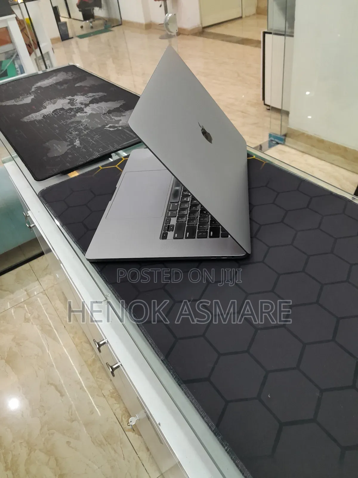 New Laptop Apple MacBook Pro 2019 64GB Intel Core I9 SSD 512GB