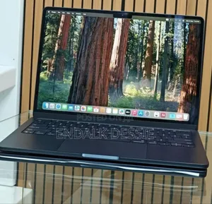 Photo - New Laptop Apple MacBook Air 2024 M3 13-Inch 8GB Apple M3 SSD 256GB