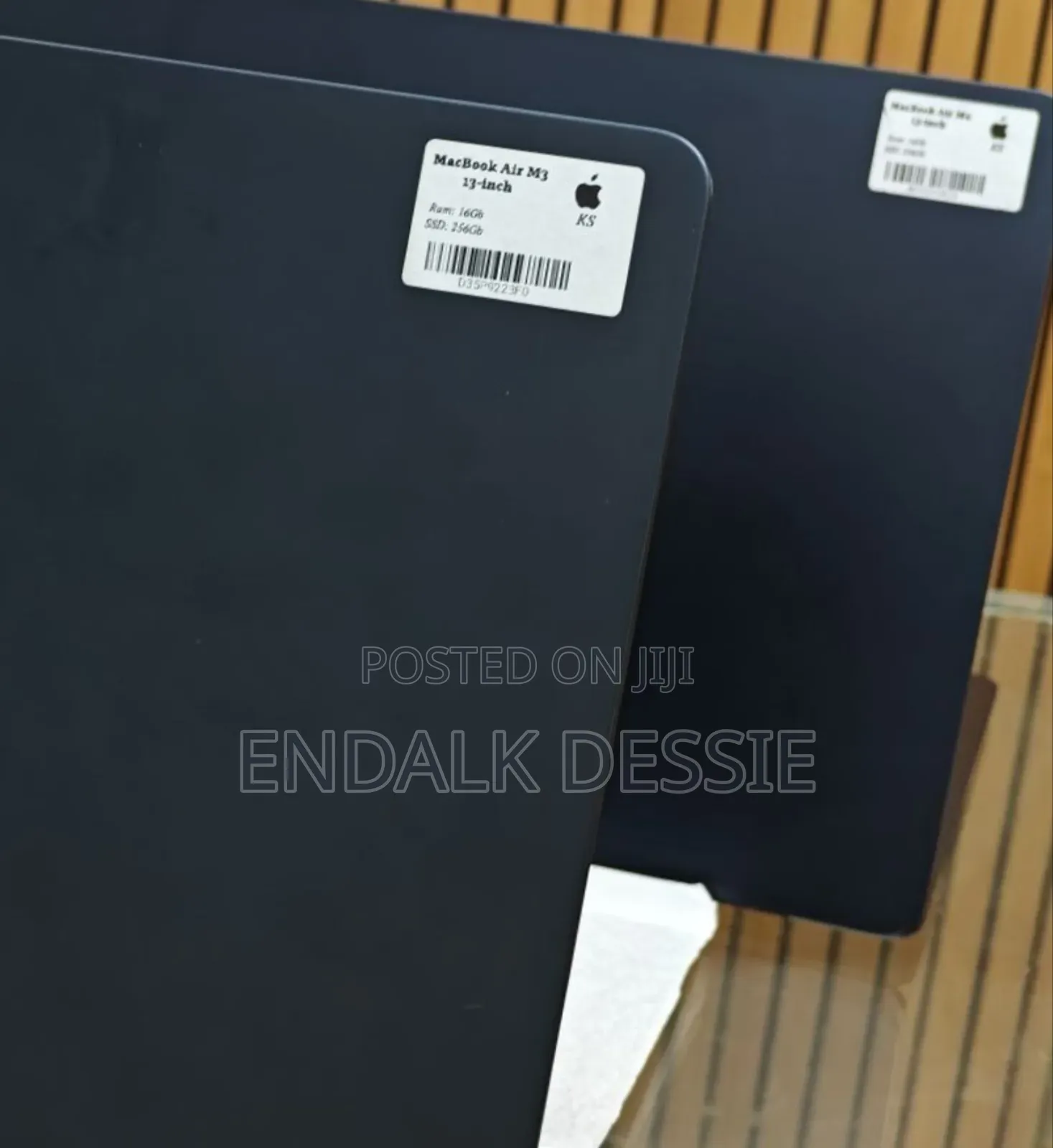 New Laptop Apple MacBook Air 2024 M3 13-Inch 8GB Apple M3 SSD 256GB