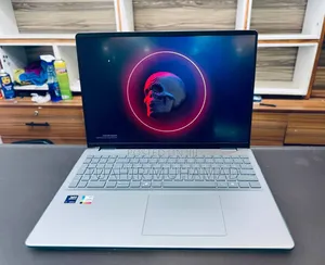 New Laptop Dell Inspiron 15 16GB Intel Core Ultra 7 SSD 1T