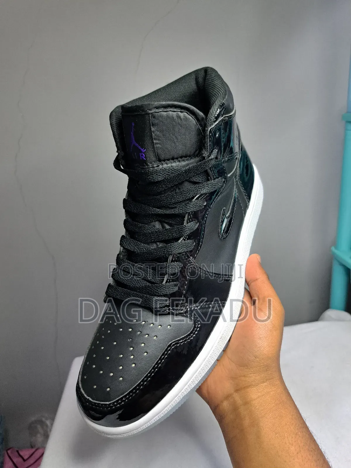 Air Jordan 1 Black