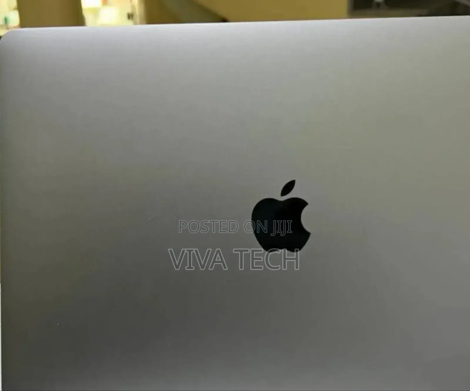 New Laptop Apple MacBook Pro 2019 8GB Intel Core M SSD 128GB