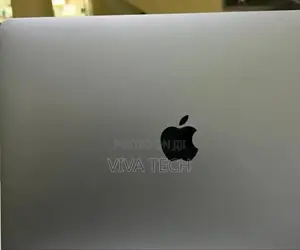 New Laptop Apple MacBook Pro 2019 8GB Intel Core M SSD 128GB