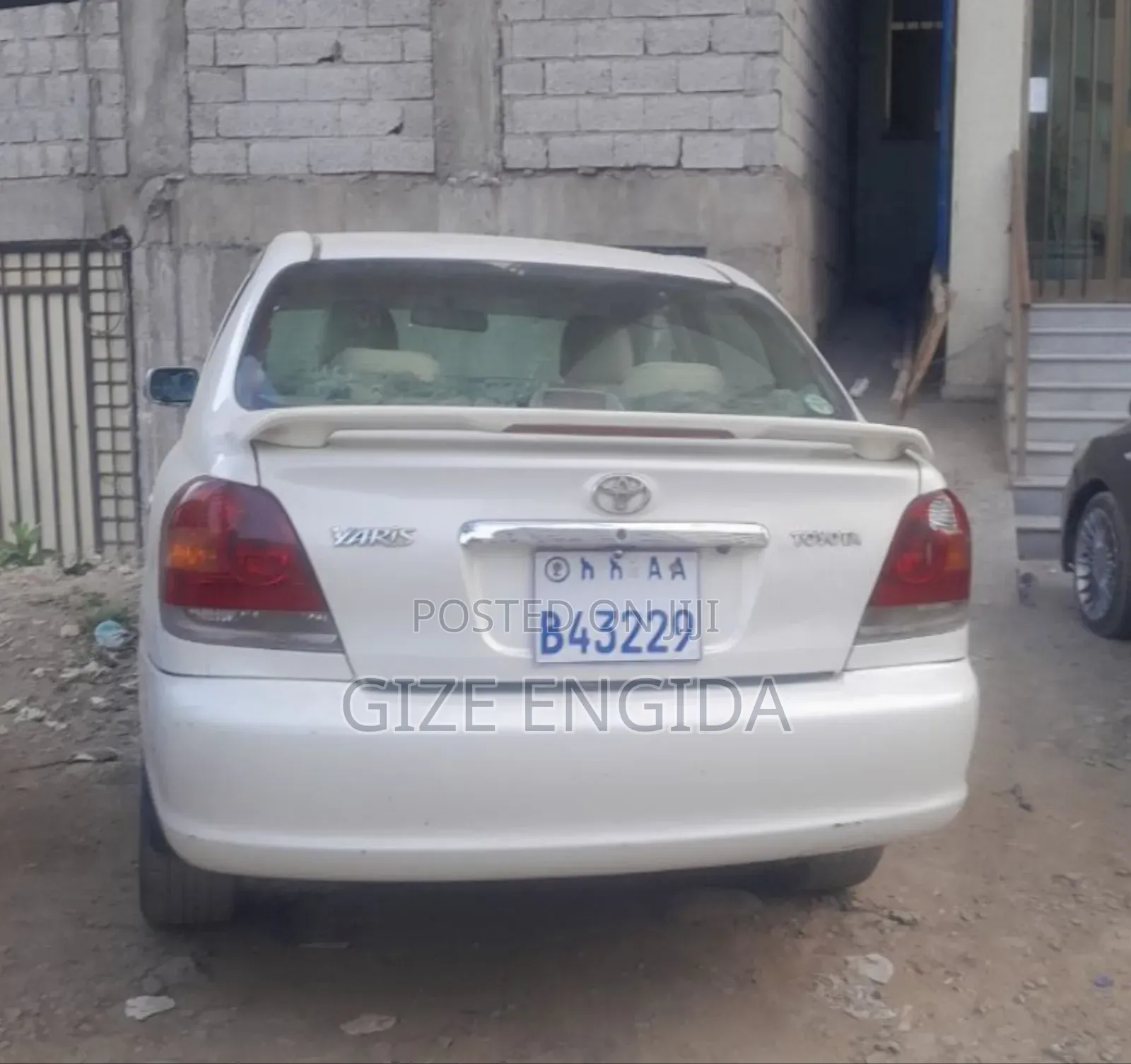 Toyota Yaris 2005 White