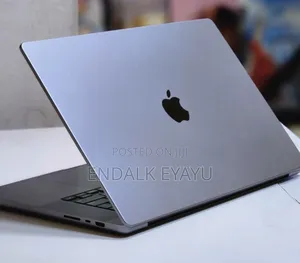 New Laptop Apple MacBook Pro 2021 M1 32GB Apple M1 Pro SSD 512GB