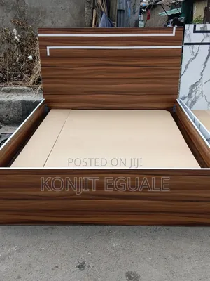 1.50 Meter Laminted Bed (Alga)