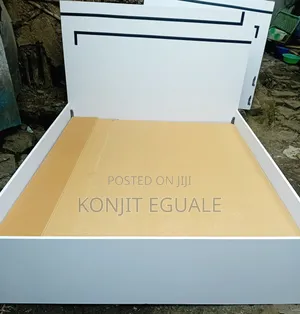 1.50 Meter Laminted Bed (Alga)