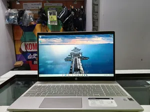 Photo - Laptop HP Pavilion 15 8GB Intel Core I7 SSD 512GB