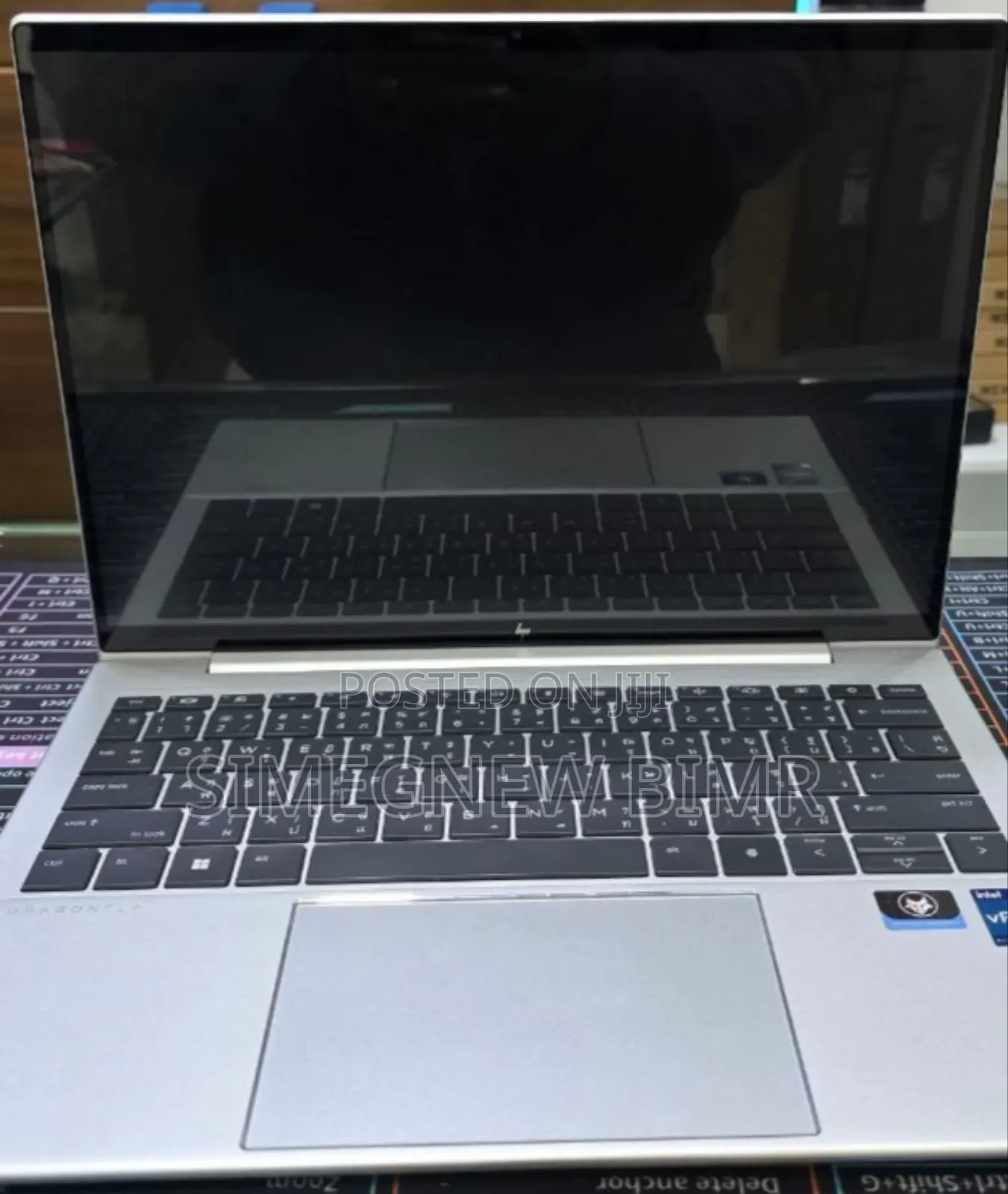 New Laptop HP Dragonfly Folio 16GB Intel Core I7 SSD 512GB