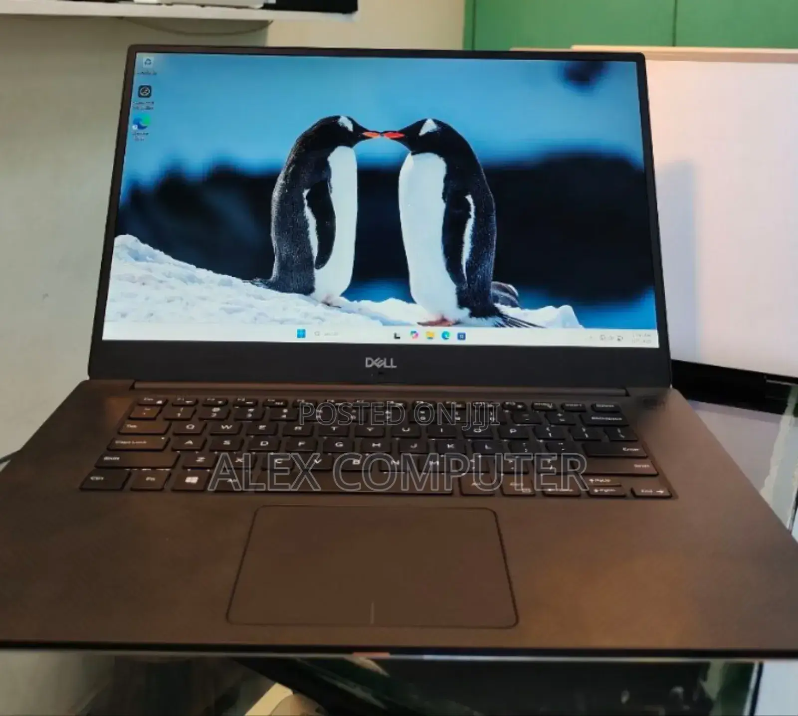 New Laptop Dell XPS 15 16GB Intel Core I7 SSD 512GB