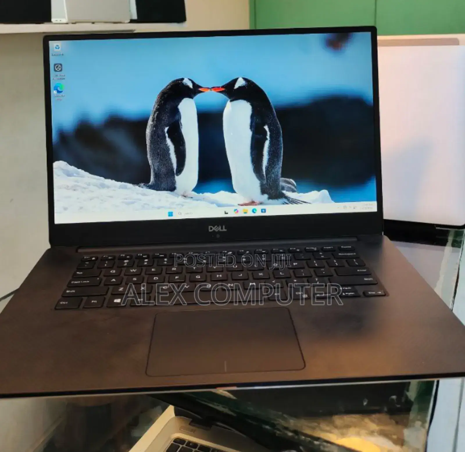 New Laptop Dell XPS 15 16GB Intel Core I7 SSD 512GB