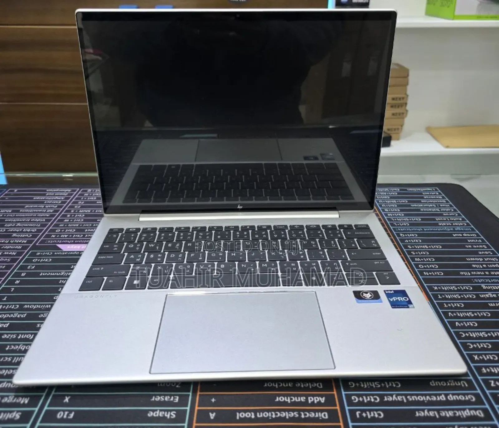 New Laptop HP Dragonfly G4 16GB Intel Core I7 SSD 512GB